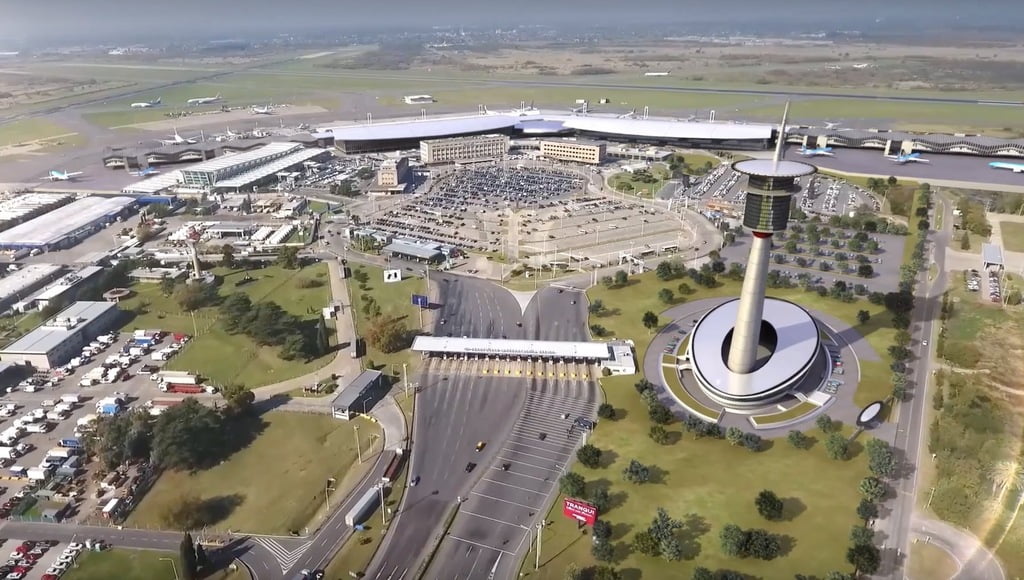 Aeropuerto Internacional, Ezeiza