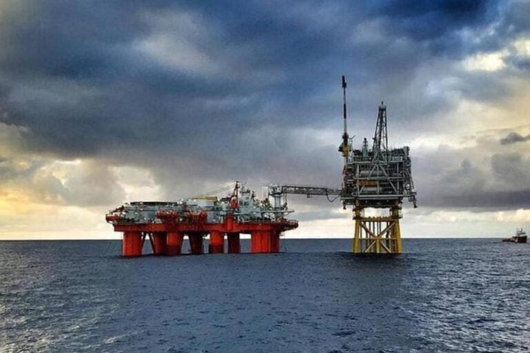 Petróleo Off Shore, YPF