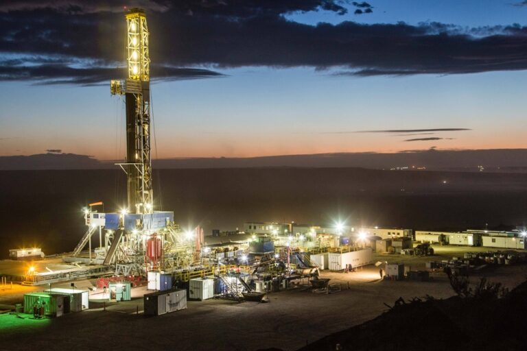 Vaca Muerta, combustibles