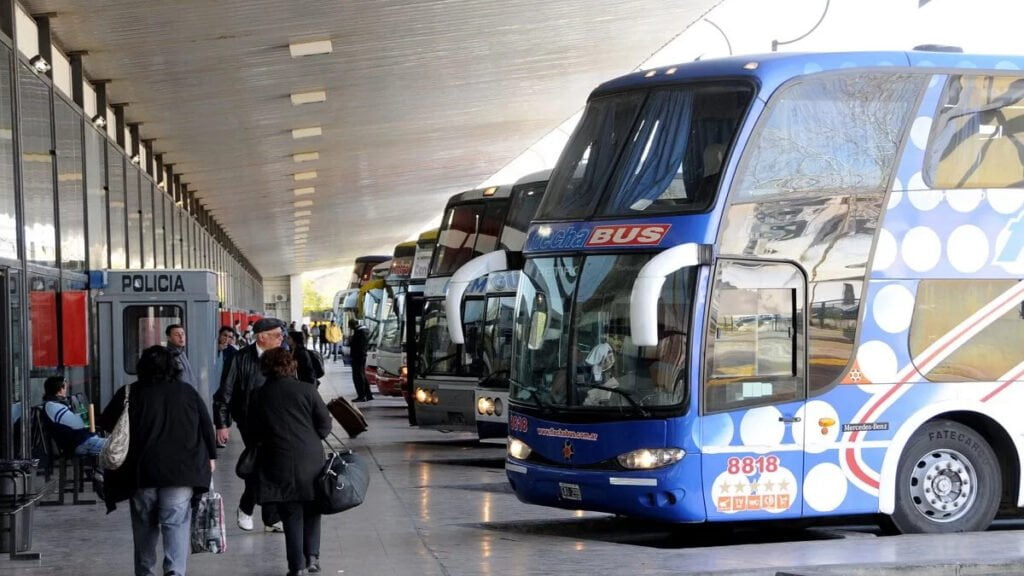 Transporte de larga distancia, buses