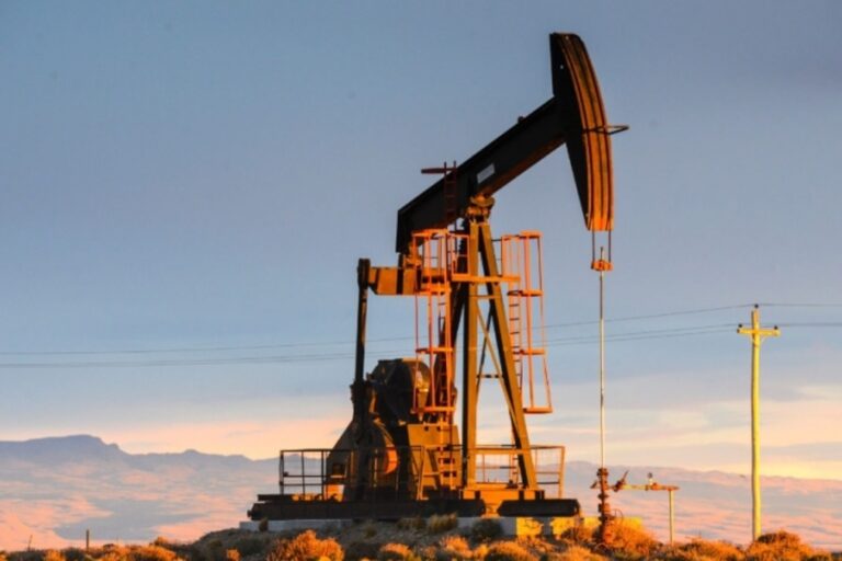 Petróleo, Formosa, litio
