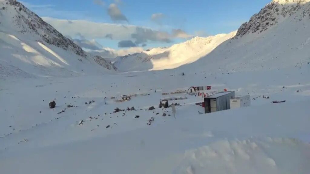 Los Azules, nevada, exploración, campamento, minería