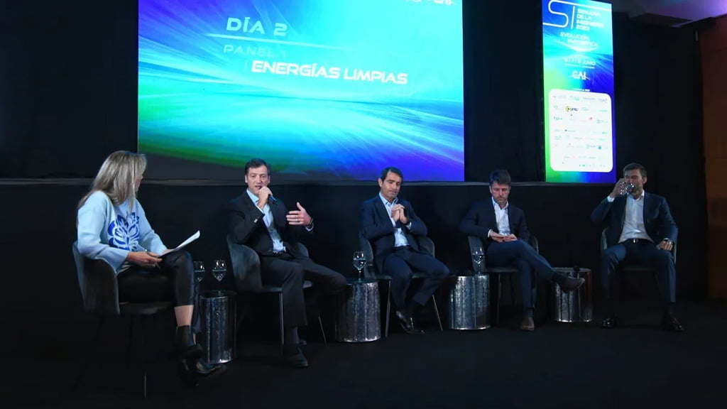 Semana de Ingenieria, Energías limpias, Genneia