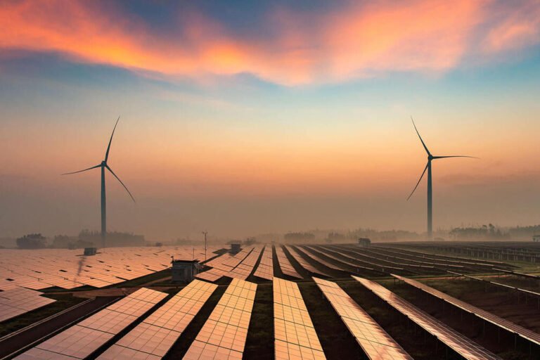 Energías renovables, Eólica, Solar