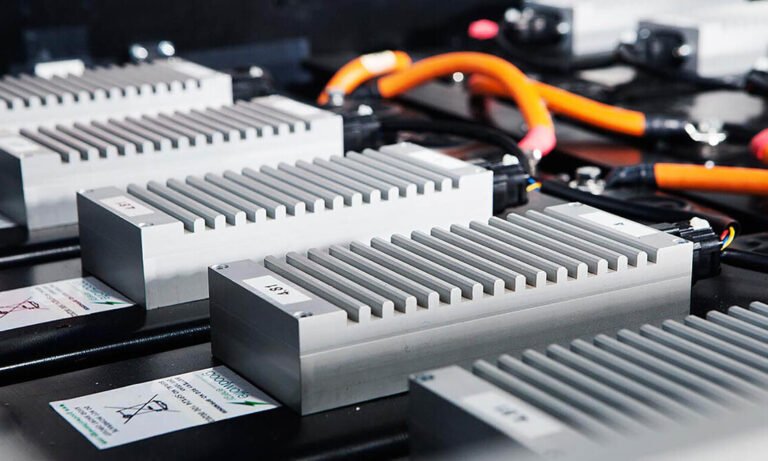Baterías eléctricas, Sodio y Litio, Autos eléctricos