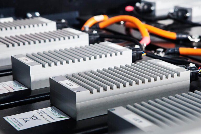 Baterías eléctricas, Sodio y Litio, Autos eléctricos