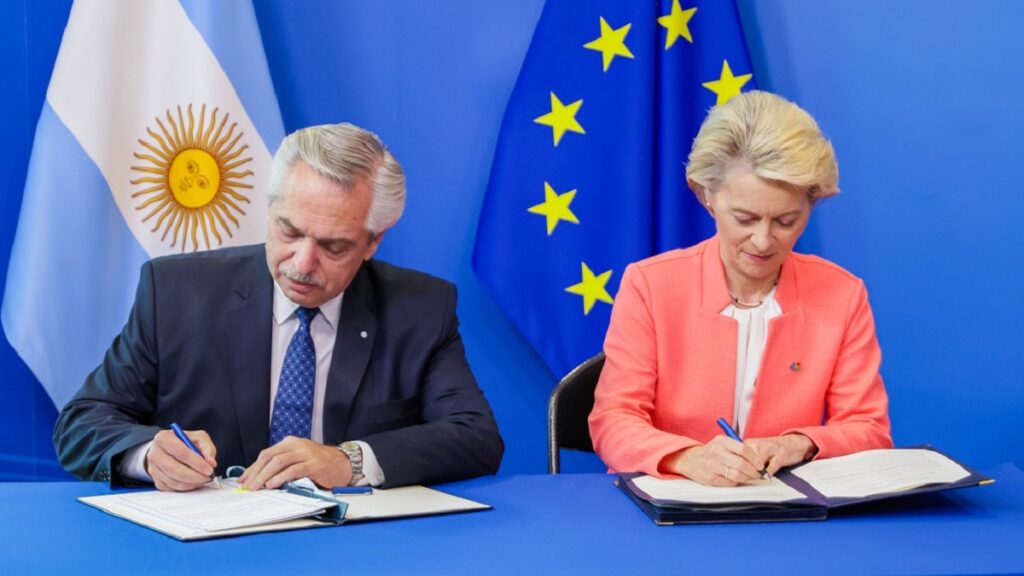 Alberto Fernández - UE
