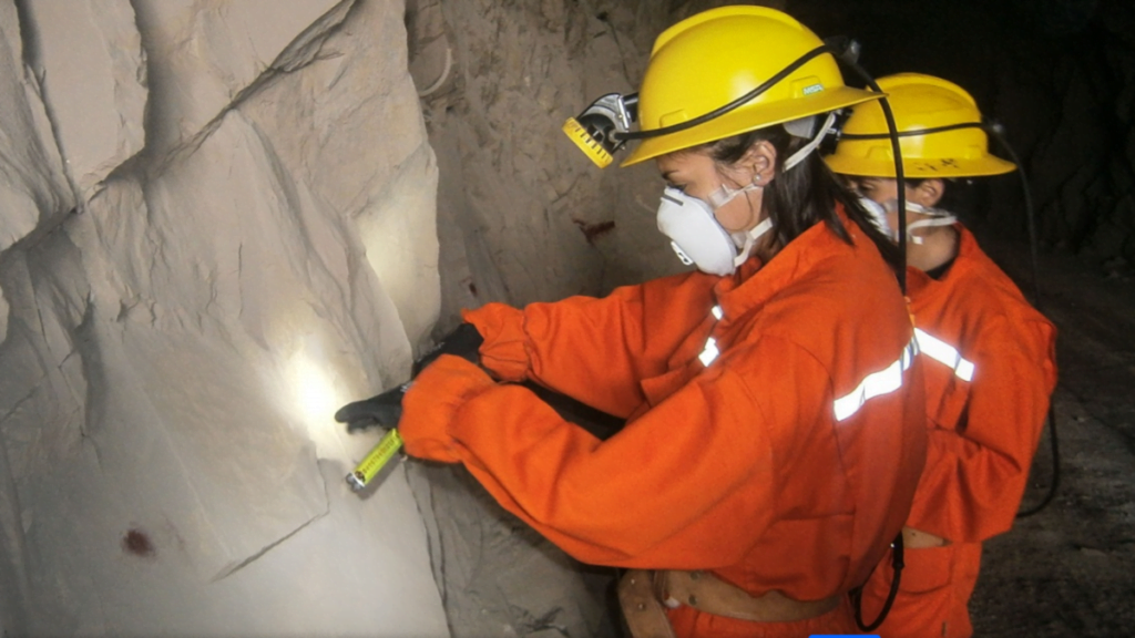 Más mujeres en la minería