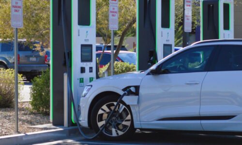 electromovilidad auto eléctrico carga