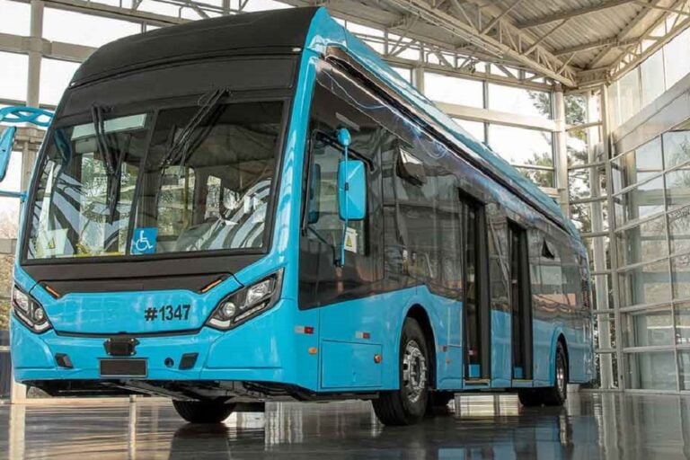colectivo eléctrico