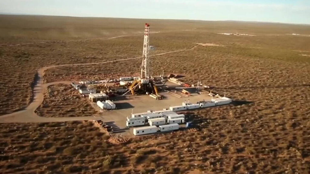 Vaca Muerta, Petróleo, CEPH