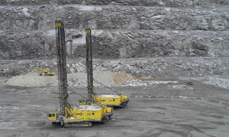 Perforadora, exploración, minería