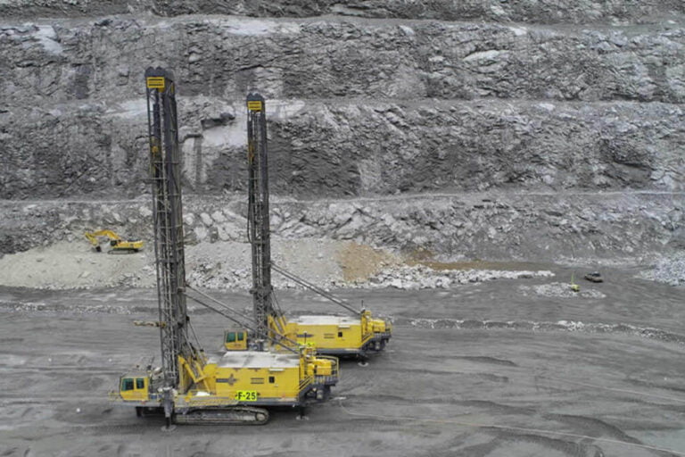 Perforadora, exploración, minería