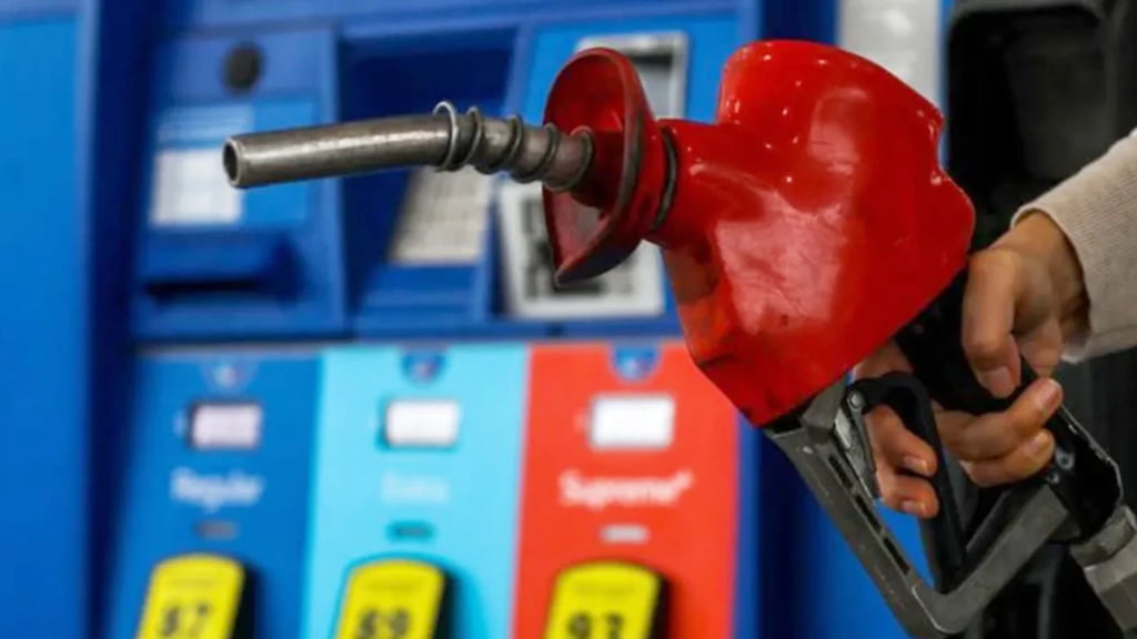 Naftas y Gasoil, Estaciones de Servicio. Aumento de los combustibles. Inflación