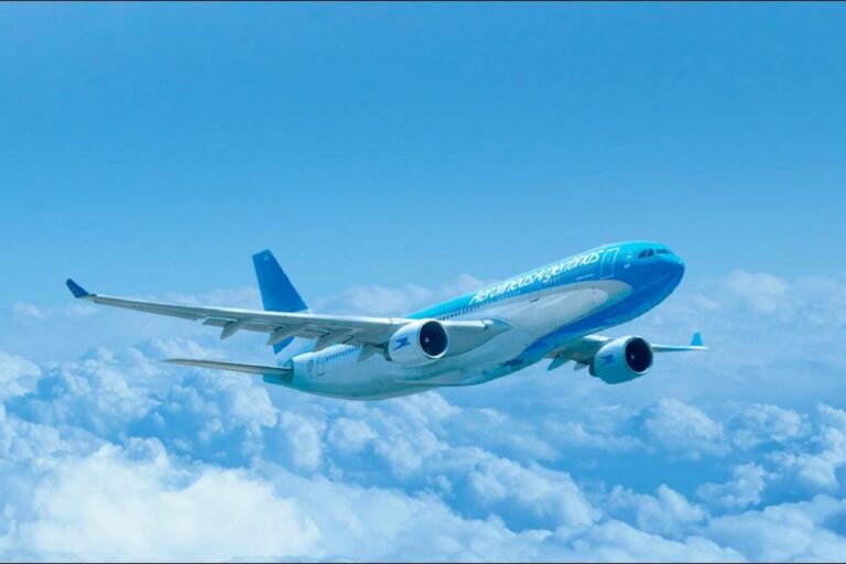 Aviones, Aerolíneas Argentinas, Vuelos