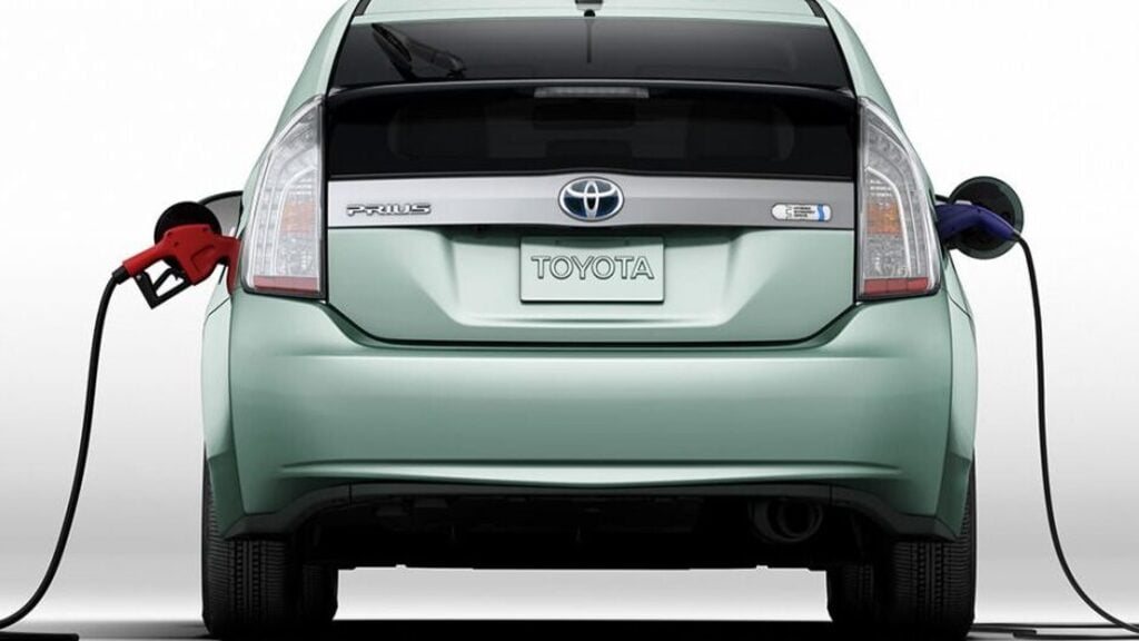 Toyota, autos eléctricos e híbridos