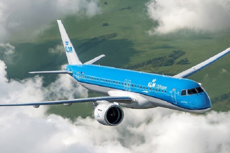 Embraer E195-E2 KLM