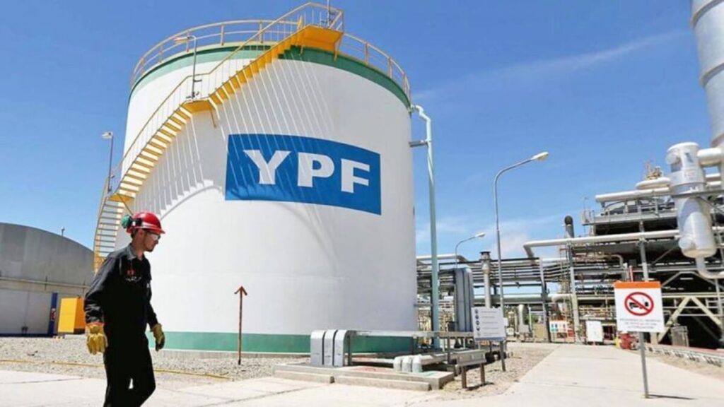 CAF, YPF, Transición energética