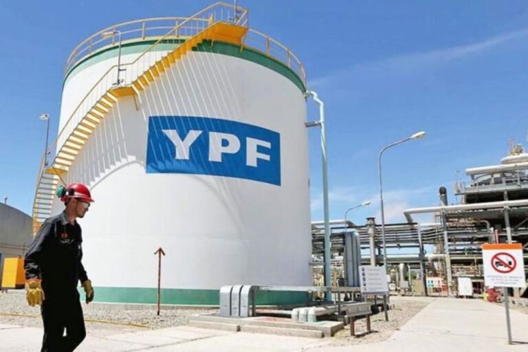 CAF, YPF, Transición energética