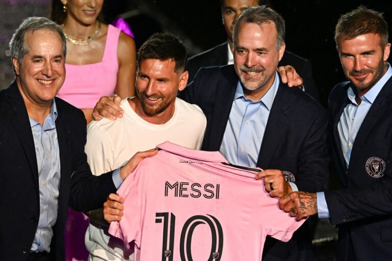 Lionel Messi, Jorge Más, Mas Tec