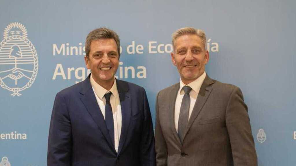 Sergio Massa, Chubut, Mendoza
