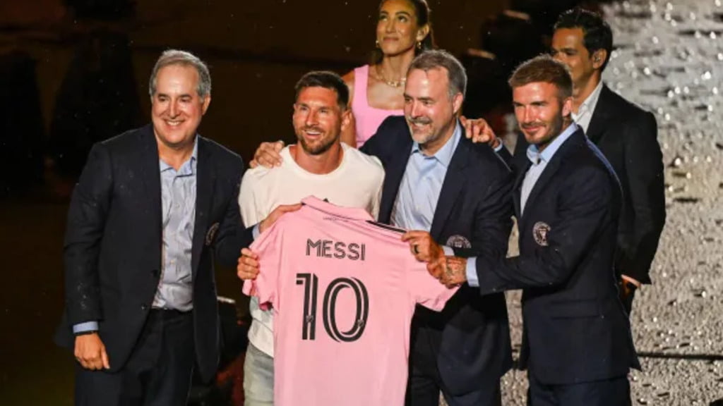 Pumpco, Jorge Mas, Lionel Messi