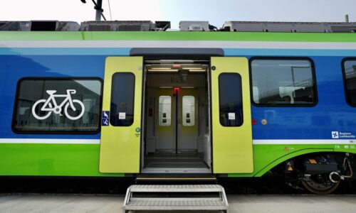 Hidrógeno, Tren, Italia