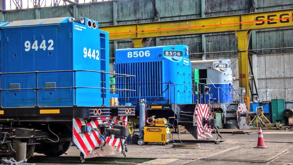 Trenes taller