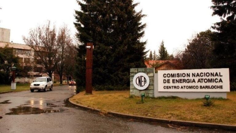 Cuarenta años de energía nuclear en Argentina: cómo es el RA-6, el ...