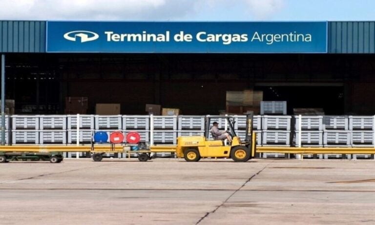 Transporte de Carga aéreo, Aviones, Ezeiza