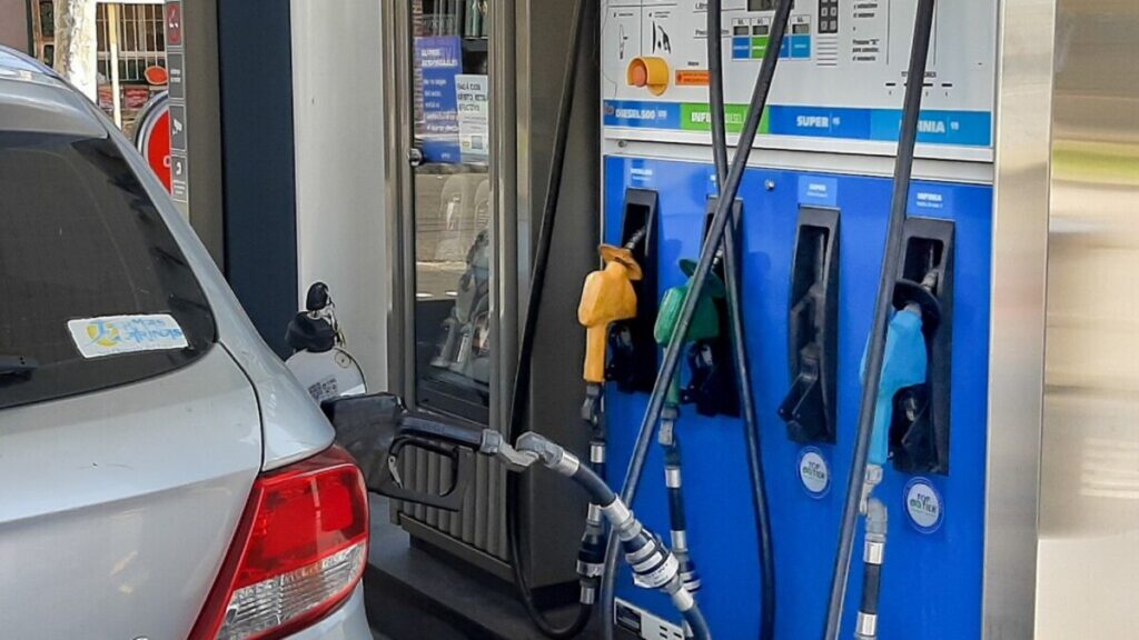 Naftas, Gasoil, Axion, Shell, YPF