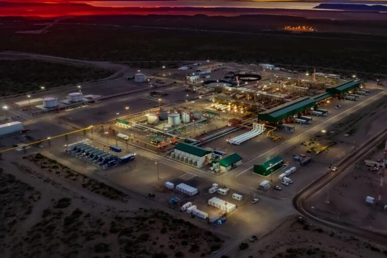 Vaca Muerta, Tecpetrol, Gas