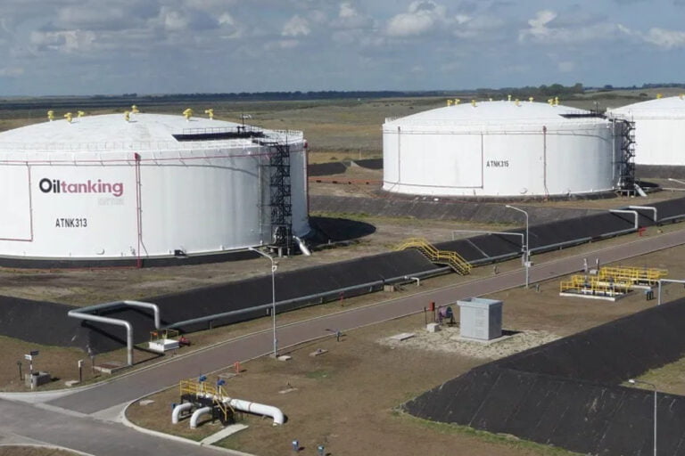 Oiltanking, Oldeval, Petróleo