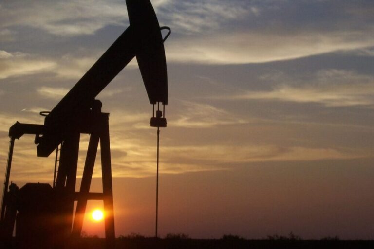 Santa Cruz, YPF, Petróleo