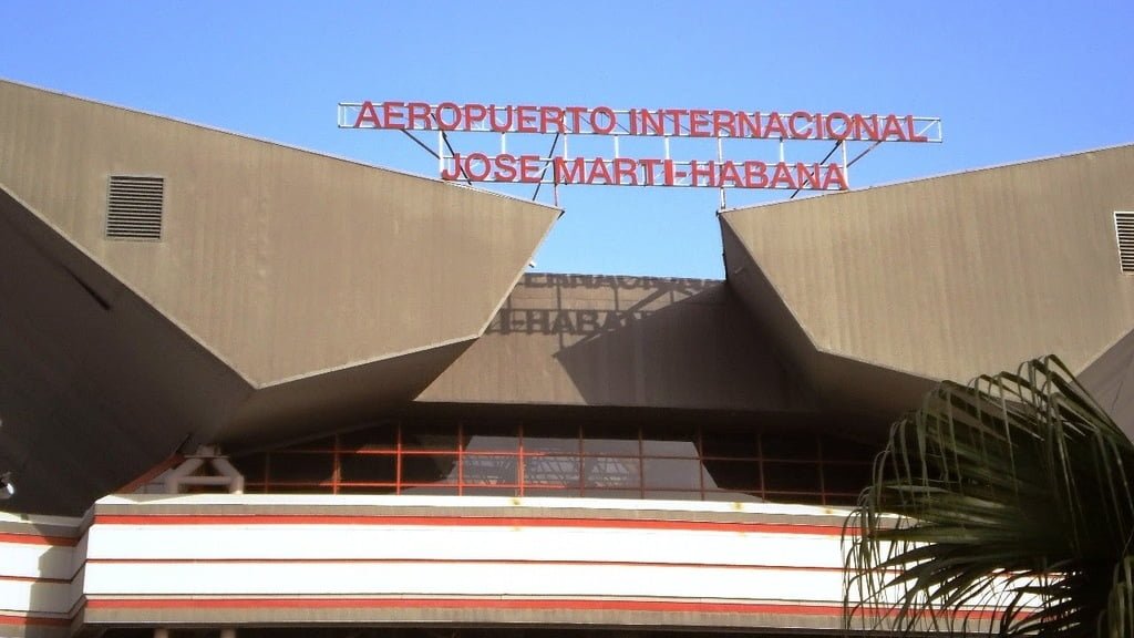 Aerolíneas Argentinas, La Habana, Turismo