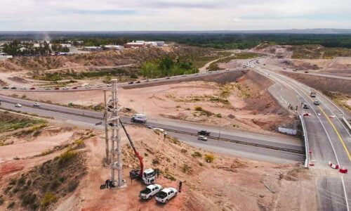Neuquén, Corredor vial, Vaca Muerta