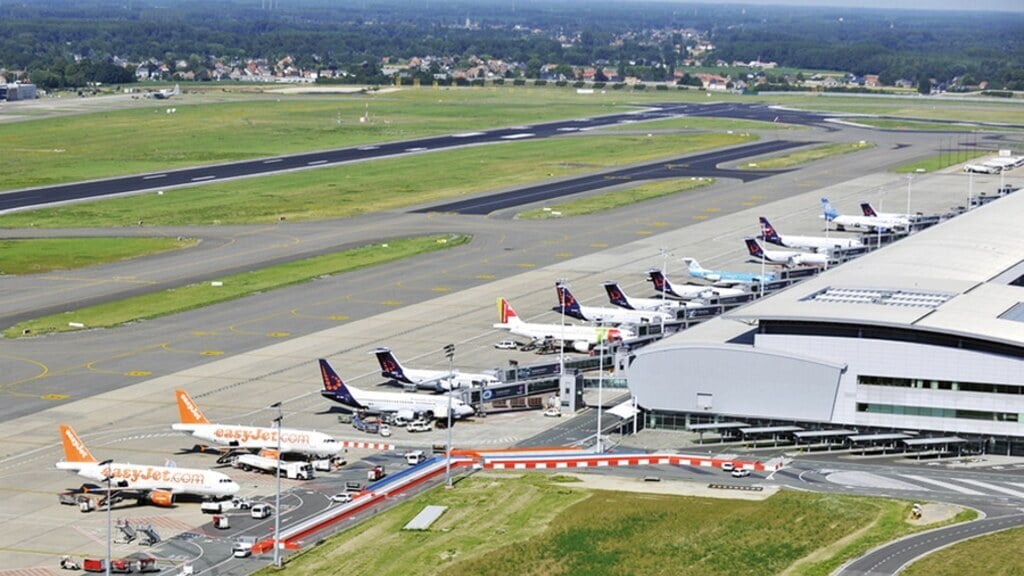 Aviones, Remolcadores, IA
