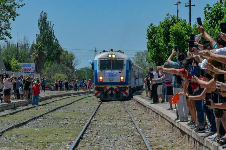 Trenes Argentinos, Tren, Mendoza