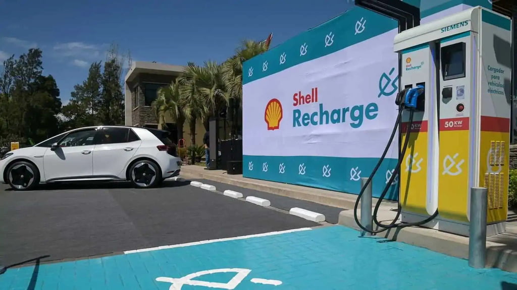 Autos Eléctricos, Estaciones de Carga, Electromovilidad, Transición energética