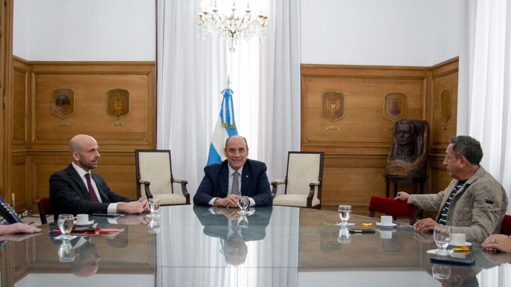Paro de trenes, Franco Mogetta, Guillermo Francos, Omar Maturano, La Fraternidad, Secretaría de Transporte