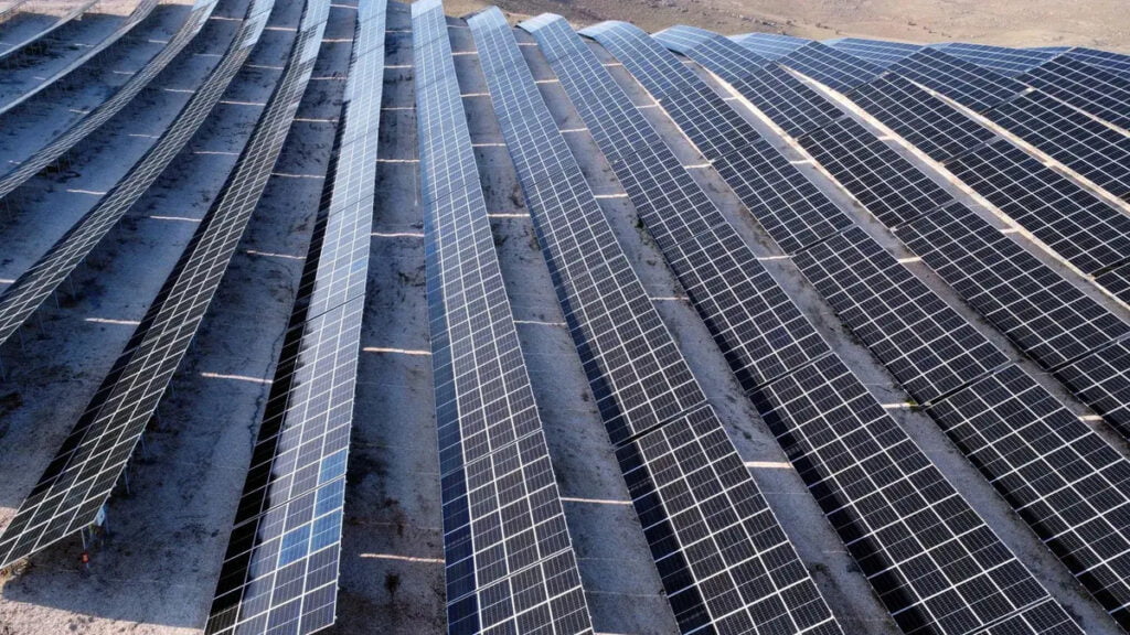 Energía Solar, Genneia, Energías Renovables, Paneles Solares, Mendoza