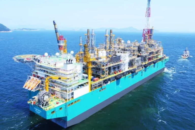 Proyecto GNL, Petronas, YPF, Axel Kicillof, Rio Negro