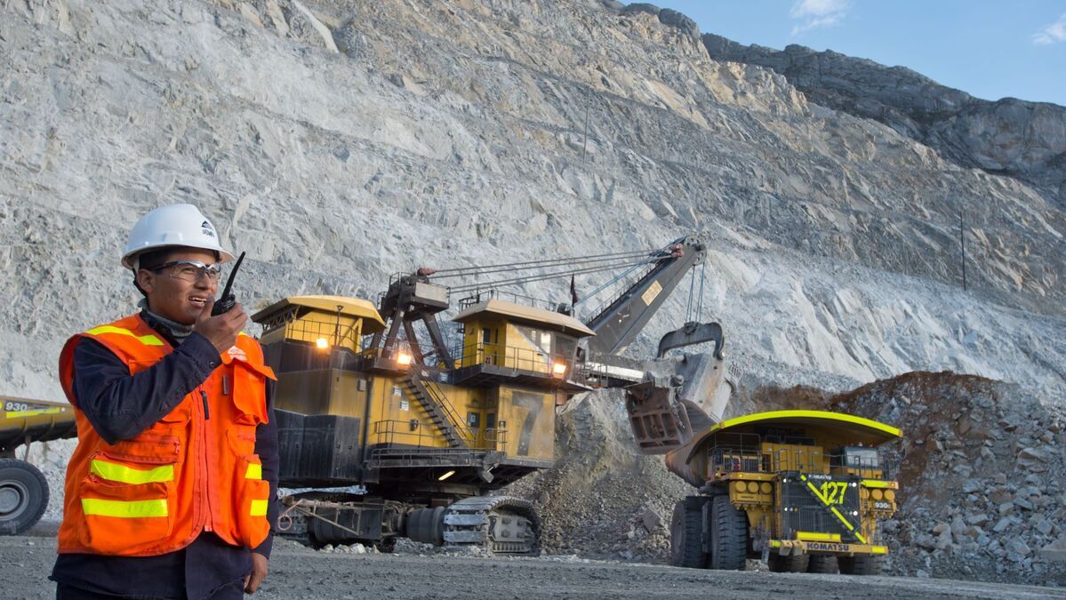 Oro y plata en San Juan: inician una nueva fase de desarrollo en la mina  Veladero - Dinamicarg