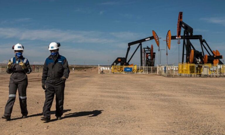 Vaca Muerta, Perforación, YPF, Hidrocarburos, Pozos petroleros