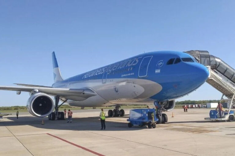 Aerolíneas Argentinas, Ministerio de Economía, Subsidios, Recorte de personal
