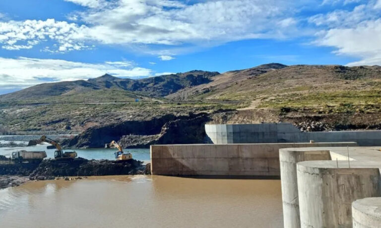 Represa Nahueve Neuquén Hidroeléctricas Energías verdes energías renovables