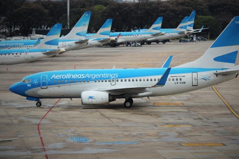 Aerolíneas Argentinas, Aeroparque Jorge Newbery, Chile, Brasil, ANAC