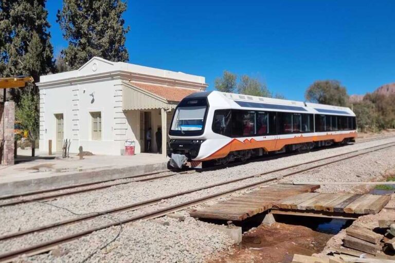 Tren Solar, Jujuy, Estación Tílcara, Tren Solar de la Quebrada