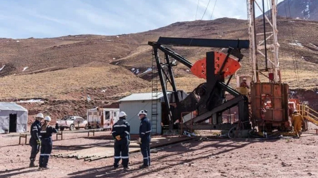 Hidrocarburos Mendoza, Vega Grande, Petróleo, Emesa, GyG