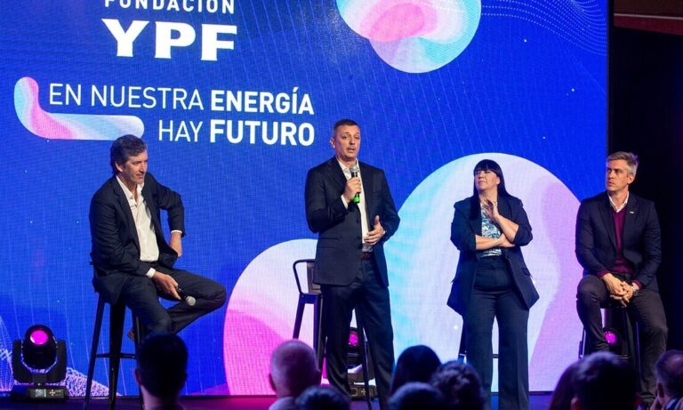 YPF, Ideaton, Programa de Becas, Vaca Muerta, Neuquén